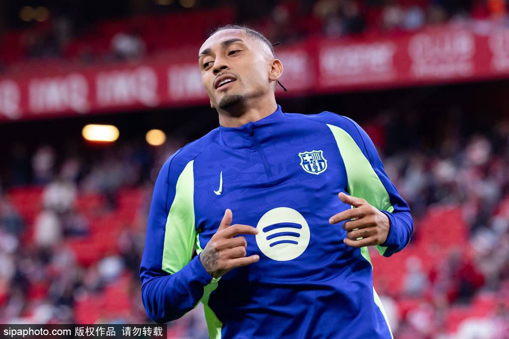 小保加足球
_拉菲尼亚1亿欧转会传闻下的蓝红盛宴小保加足球
!巴萨情怀vs曼联诱惑