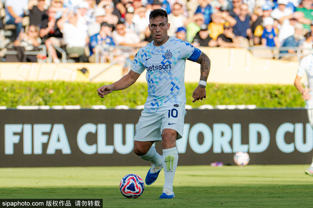 本菲卡足球
_世俱杯-39岁拉莫斯破门劳塔罗扳平 齐沃首秀国米1-1蒙特雷