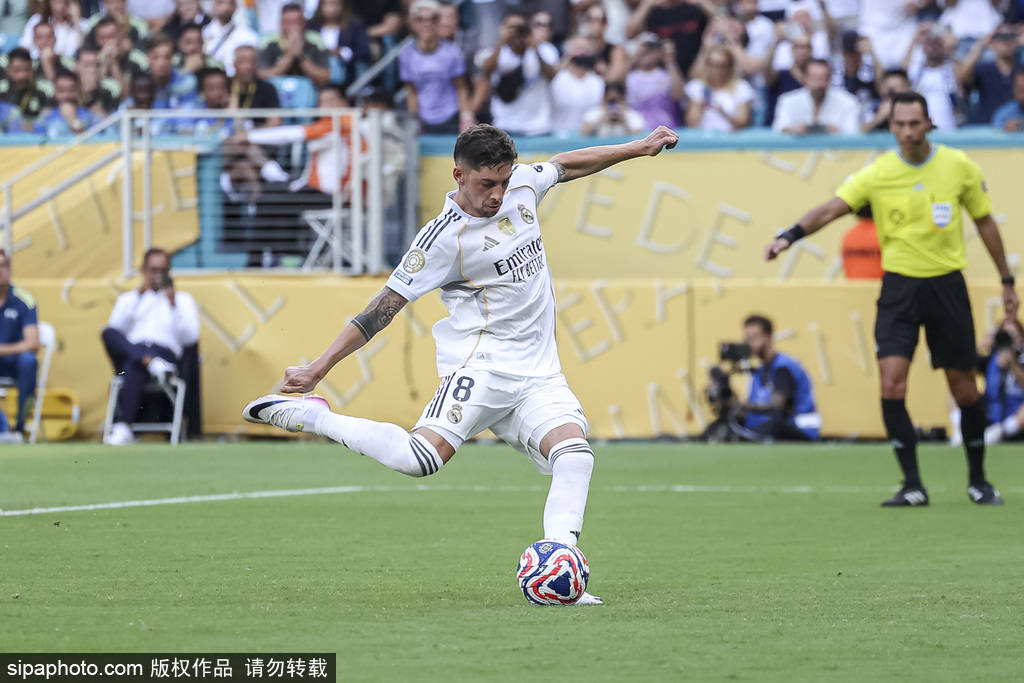 巴黎圣日耳曼足球_世俱杯-巴尔韦德失点贡萨洛破门 阿隆索执教皇马首秀1-1新月