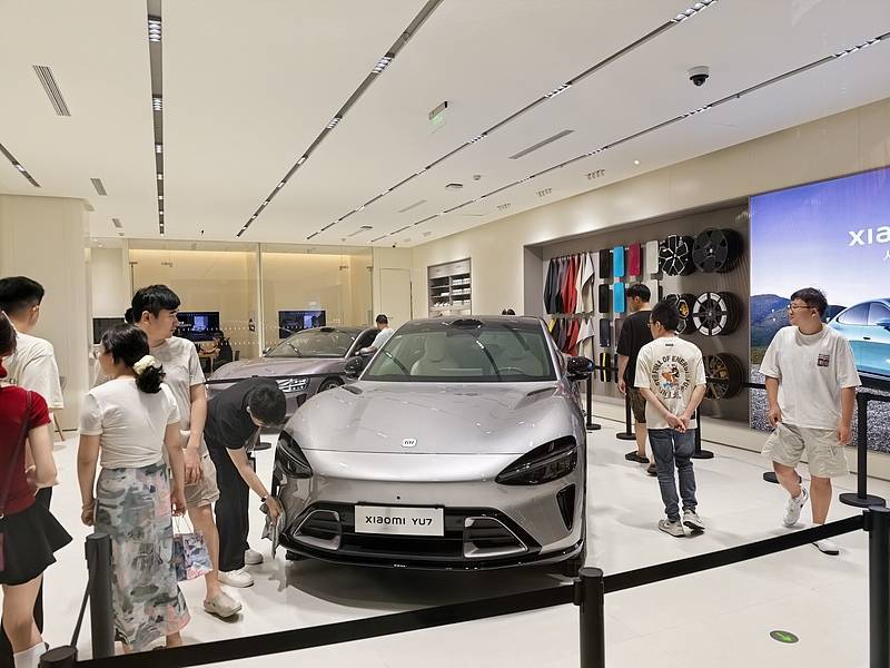 皇冠2登录welcome_小米YU7三分钟大定破20万辆皇冠2登录welcome，黄牛代抢订单费用高至万元