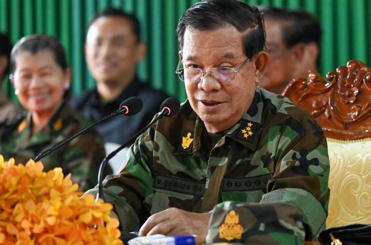 法国U19(女) v 西班牙U19(女)_泰国打响战役!洪森接过指挥权法国U19(女) v 西班牙U19(女),两国元首坐镇前线,大战爆发苗头