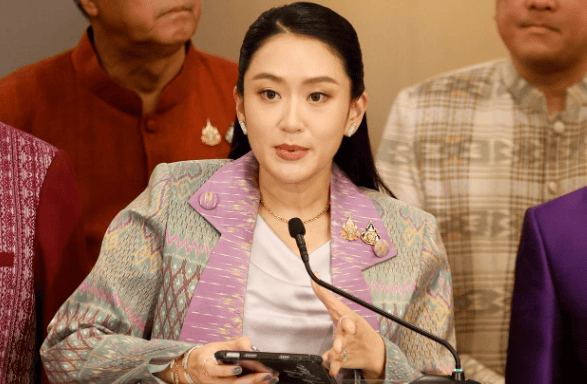 世俱杯賽程_只剩255席世俱杯賽程,佩通坦拒绝下台,一架泰专机直飞中国,执政党要自救