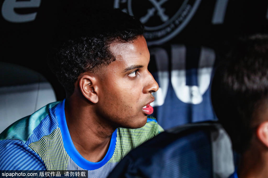 皇冠皇冠代理平台_皇马天才罗德里戈陷入困境皇冠皇冠代理平台！恩师建议：西甲比英超更适合他