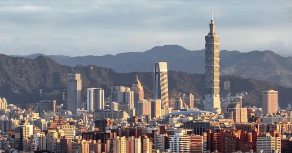 香港足球2025
_突发!台海闯入不速之客香港足球2025
,台岛内乱成一锅粥,解放军开始上强度了