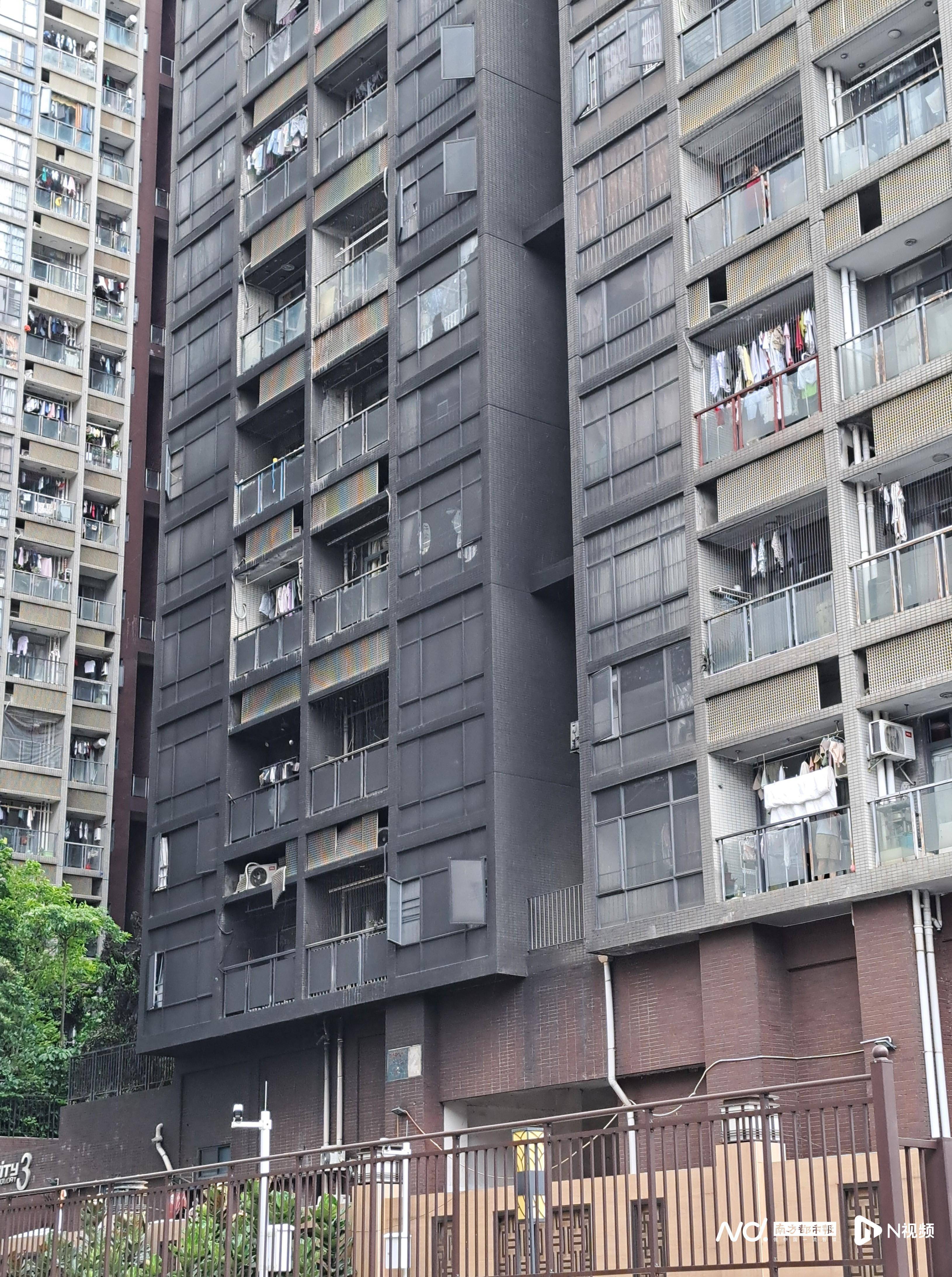 日本足球聯賽_东莞一小区逾百辆电动自行车烧毁日本足球聯賽!住户睡梦中被叫醒撤离逃生