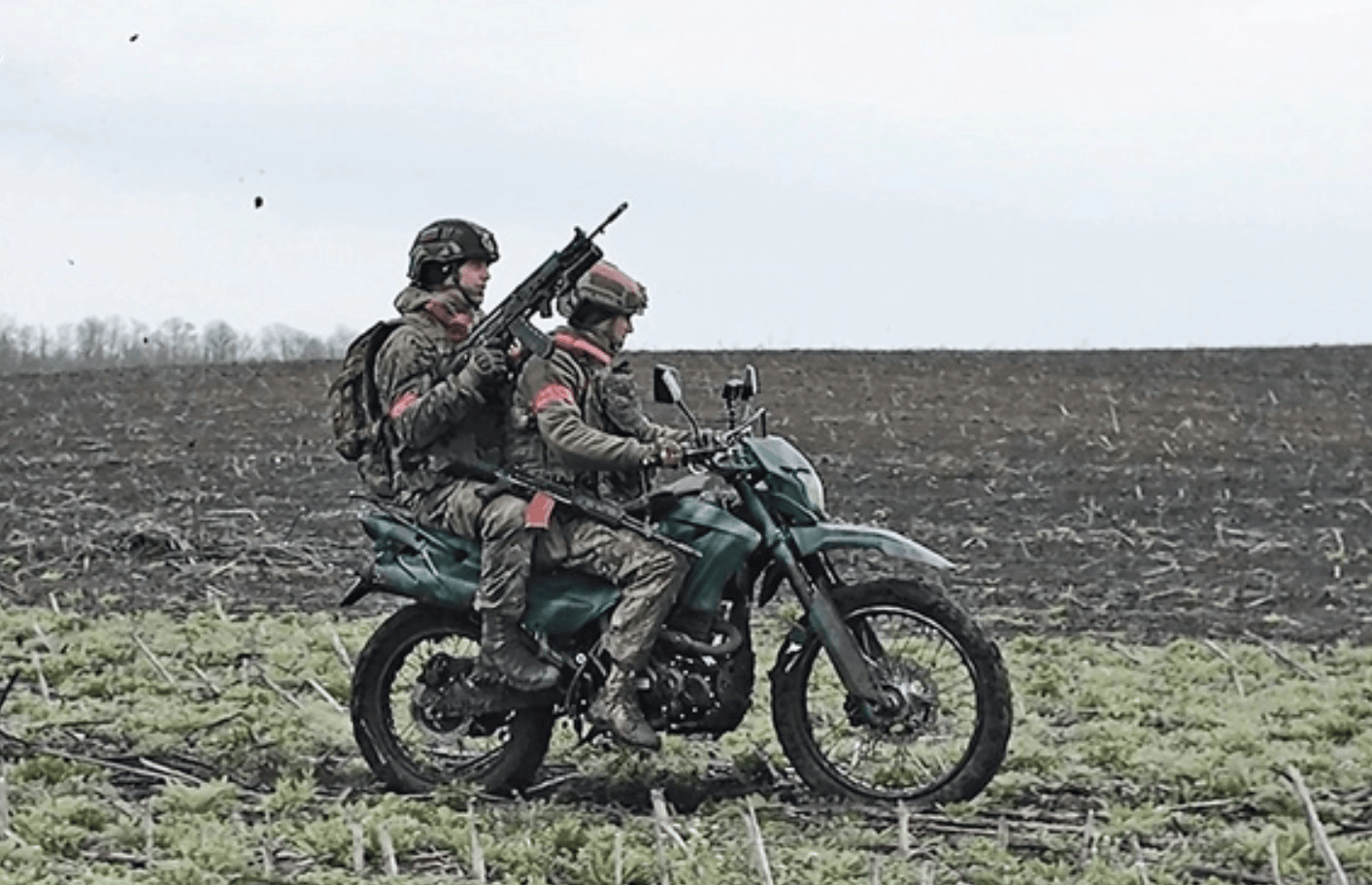 皇冠信用网登1_突然开悟?俄军打法变了皇冠信用网登1,买20万辆我国造摩托车,瓦格纳重出江湖