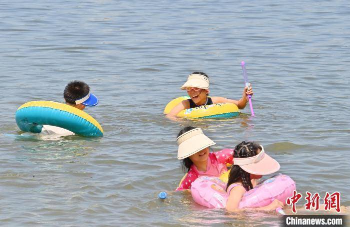 达拉斯飞翼篮球
_吉林“桑拿天”将减弱 “及时雨”浇退闷热