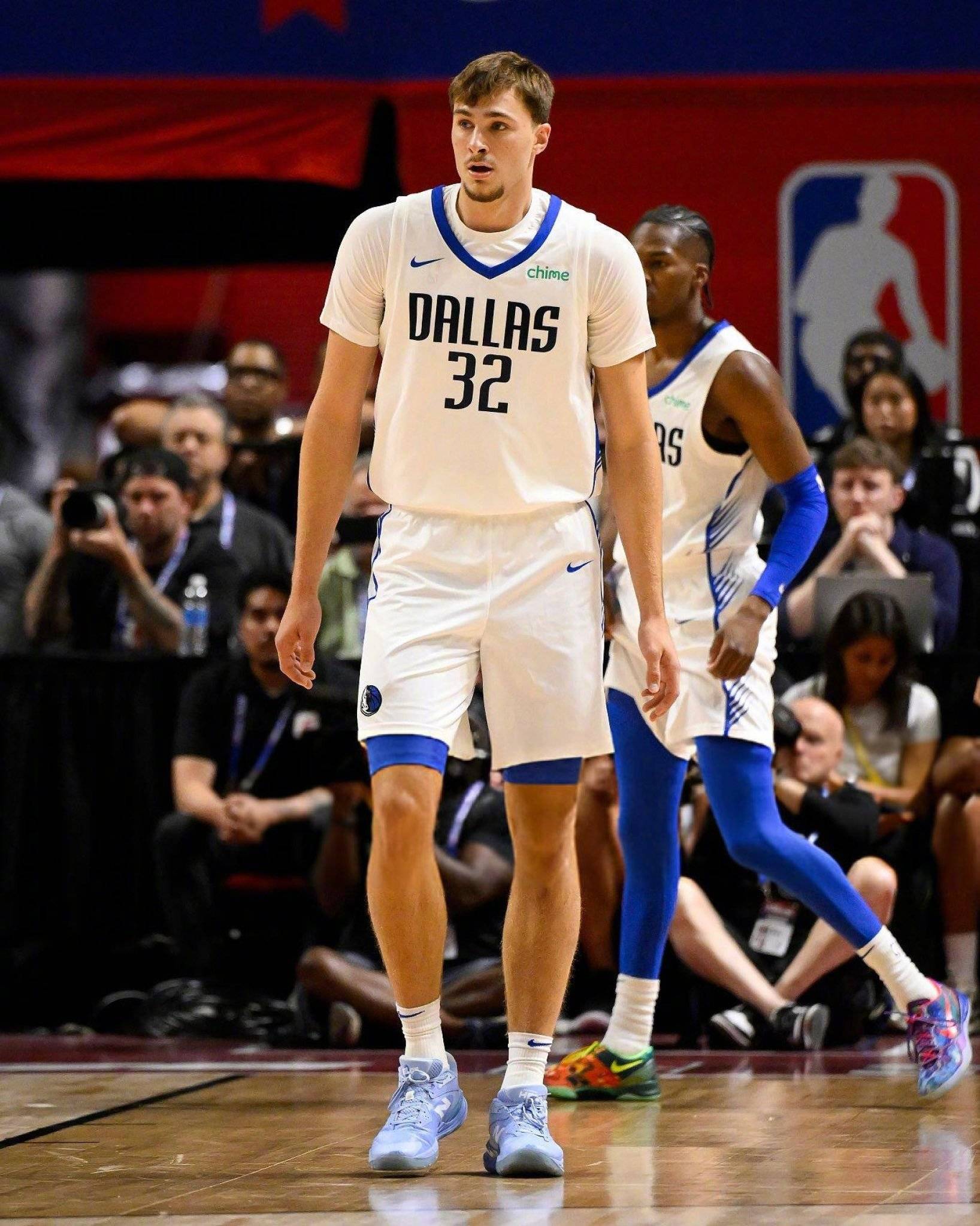 皇冠信用盘注册开户
_夏联首日综述：弗拉格10+6+4力擒湖人 榜眼探花同时缺阵