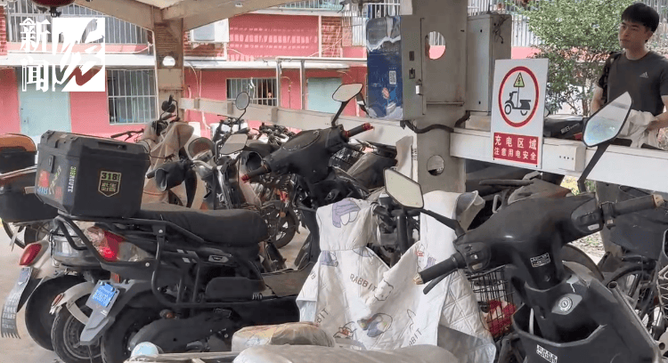 皇冠信用網正网_上海一小区车位被长年霸占!居民窝火皇冠信用網正网,物业却不敢动……危险!