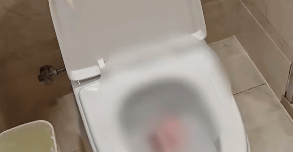 皇冠信用网出租足球_女子在酒店使用浴巾掉出拆封情趣用品皇冠信用网出租足球,酒店回应:属实,物品来源不明