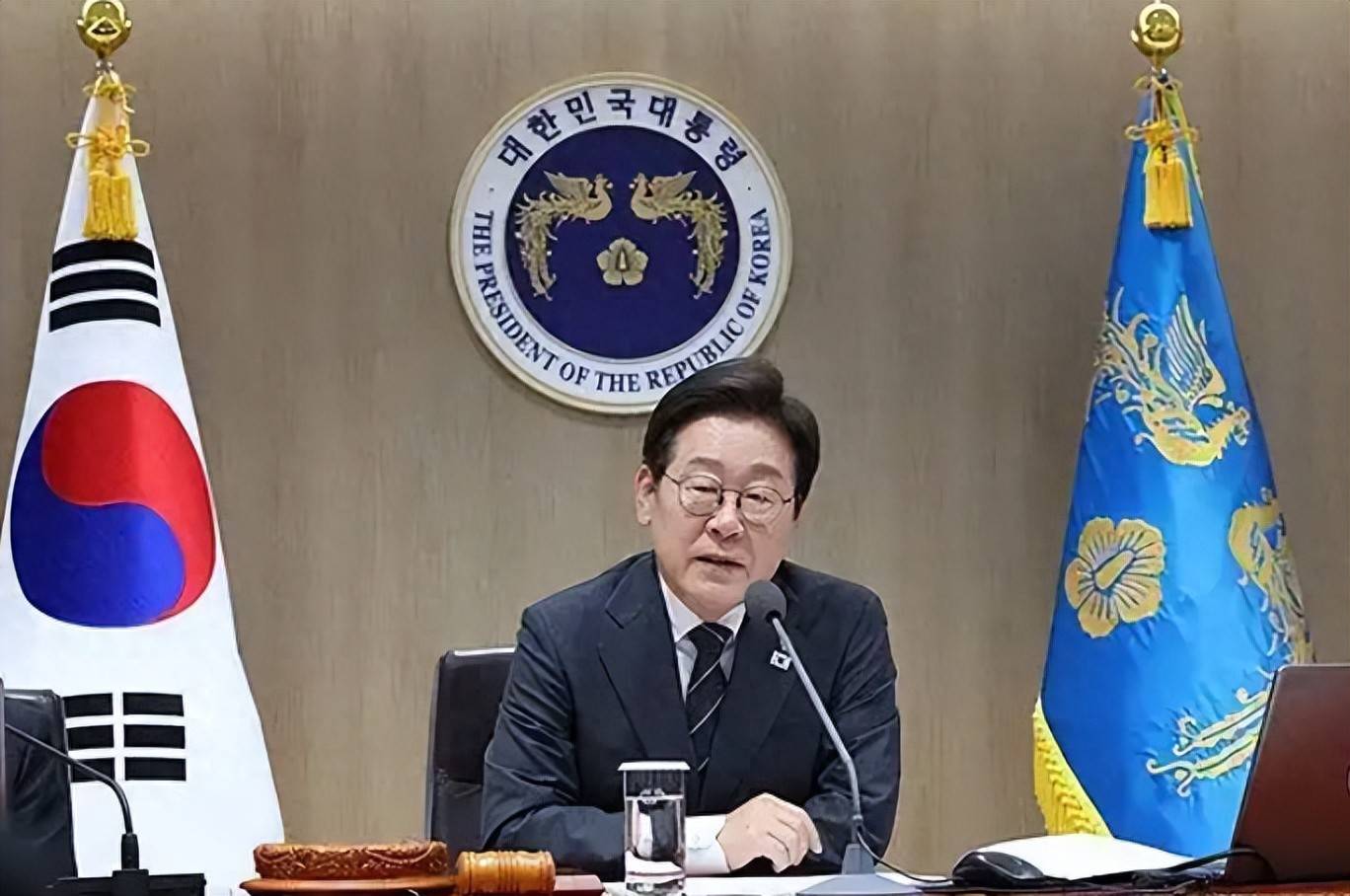 阿斯顿维拉vs纽卡斯尔联
_思考13天阿斯顿维拉vs纽卡斯尔联
,李在明决定不参加中国阅兵仪式,韩国还要看特朗普的脸色