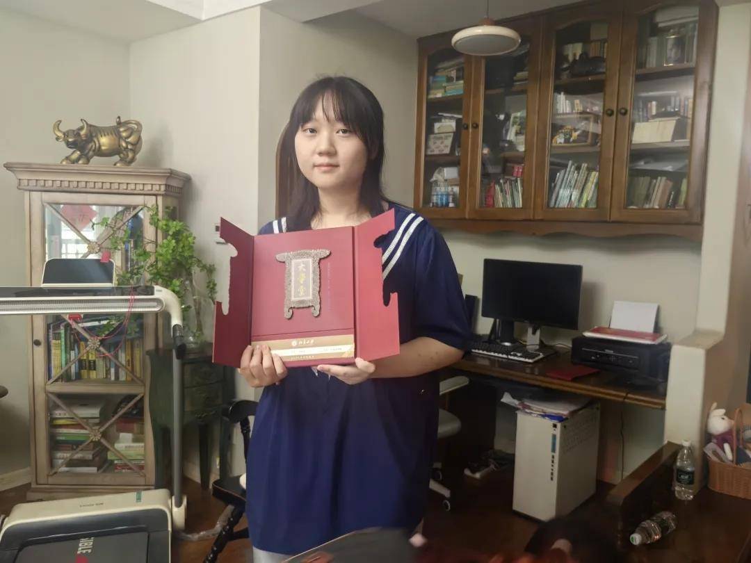 诺丁汉森林vs布伦特福德
_湖北第一个！胡宇秋（女诺丁汉森林vs布伦特福德
，武汉学生）收到北大录取通知书