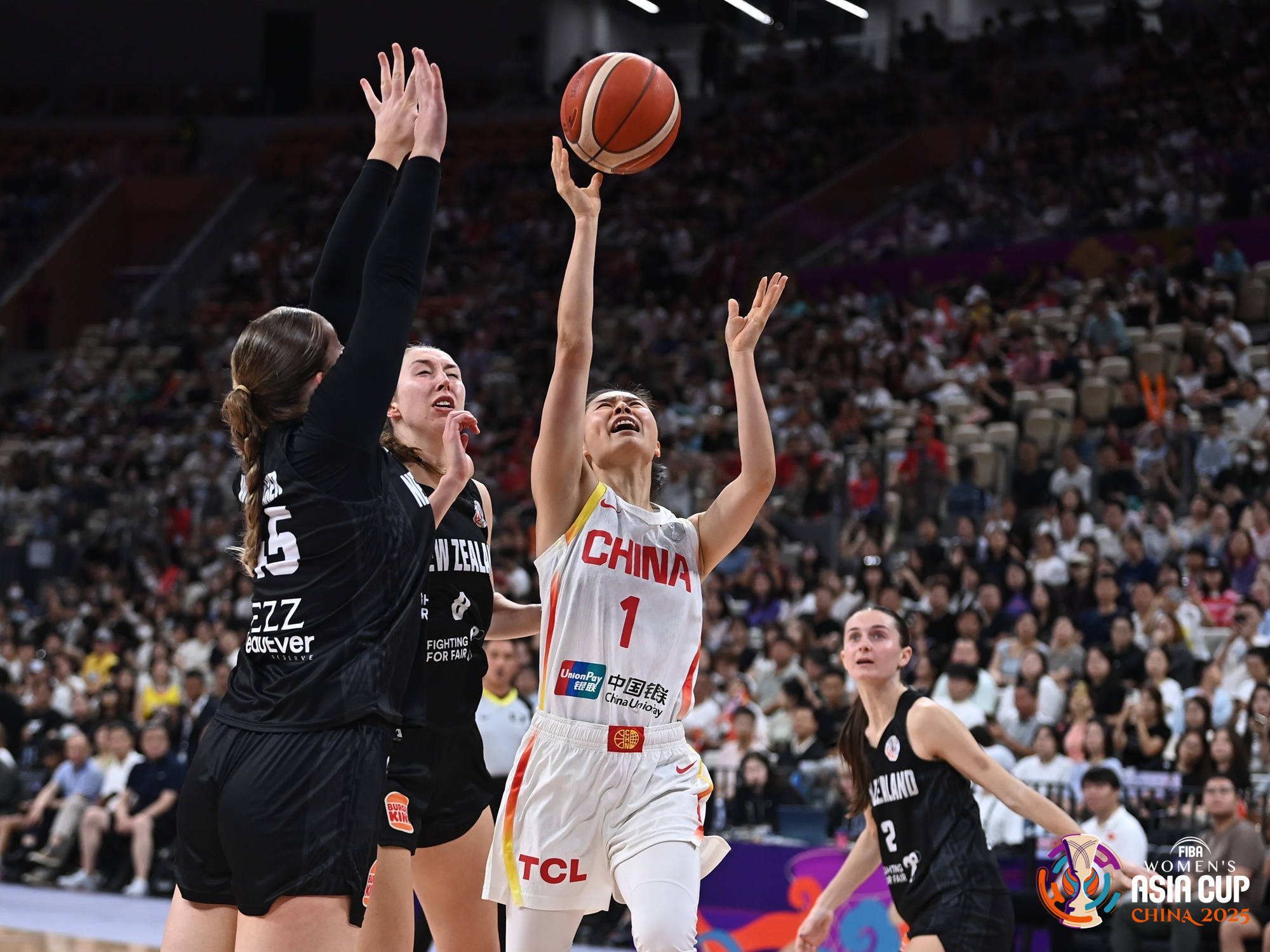 诺丁汉森林vs布伦特福德
_亚洲杯-中国女篮34分狂胜新西兰 小组头名晋级4强