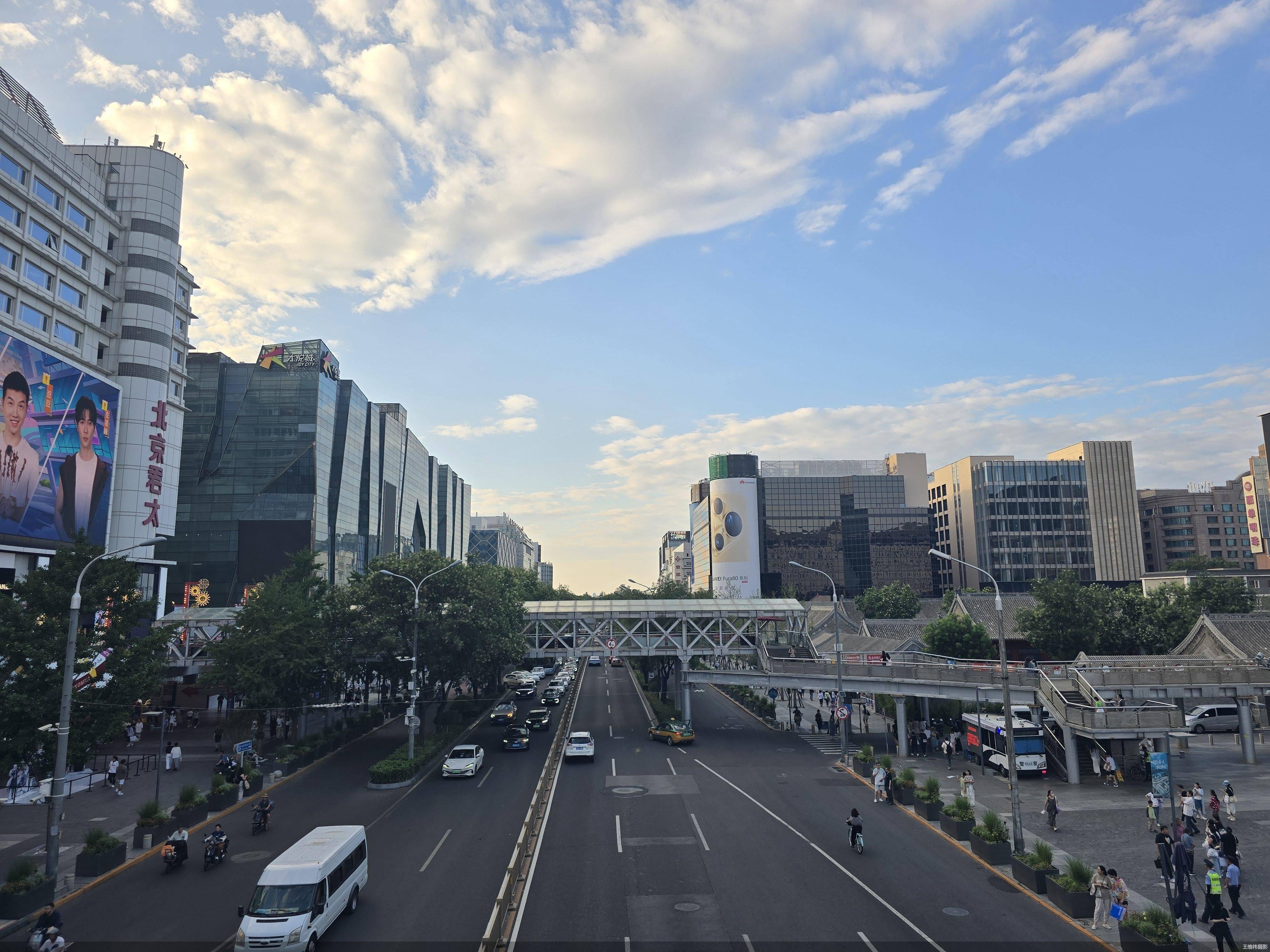 皇冠信用网在哪里开通
_社零总额连续下降皇冠信用网在哪里开通
，北京消费乏力了？ 专家:商品消费、服务消费综合性指标 更全面反映消费市场变化