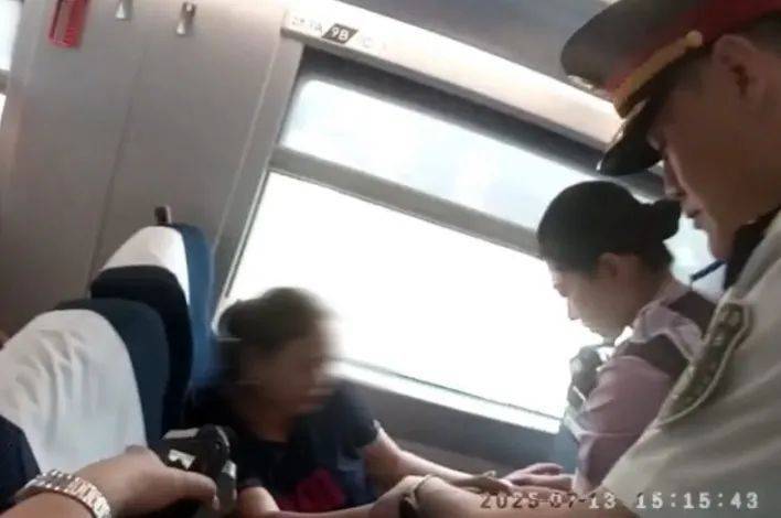 皇冠信用网登3代理
_沈阳北站始发皇冠信用网登3代理
！G3483次列车上发生紧急情况