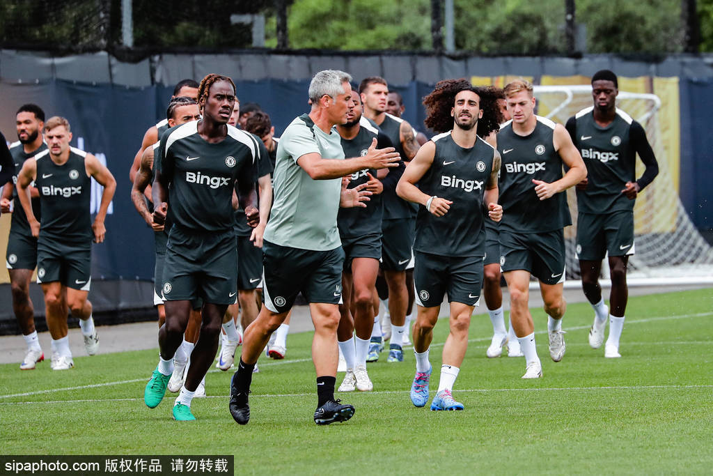 皇冠信用网如何注册
_切尔西与曼联退出伊萨克争夺战:转会市场的暗流涌动