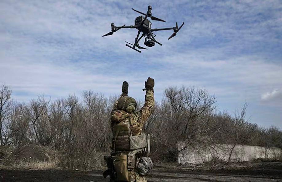 皇冠信用网
_“铁将军”扎卢日内的预测:乌克兰再不改皇冠信用网
,俄乌冲突打到2034年