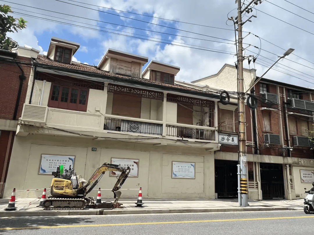 皇冠信用在线注册
_20.03万元/平方米！浙商大佬女儿在上海竞得国内“单价地王”皇冠信用在线注册
，公司工作人员低调现身土拍大楼，“不好意思，无可奉告”