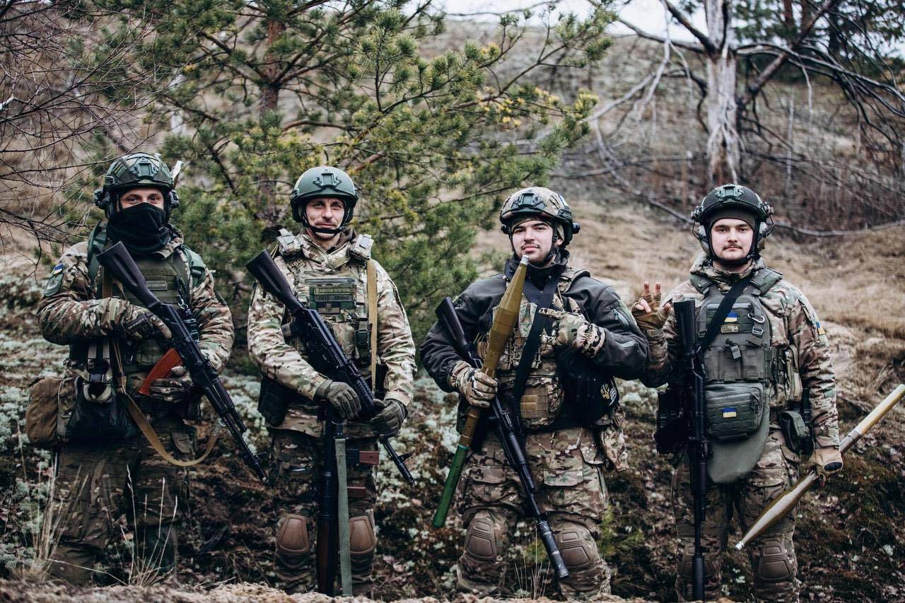 皇冠足球平台在哪里注册
_泽连斯基捅马蜂窝皇冠足球平台在哪里注册
,副司令被抓,10万大军调转枪口进军基辅造反?