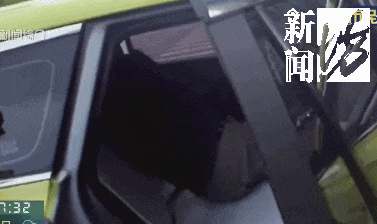 怎么弄皇冠信用
_"留下你的警号"！男子出租车内痛到打滚怎么弄皇冠信用
，送医后却"缠住"民警