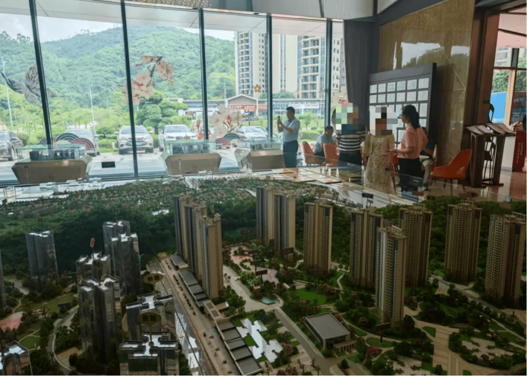 皇冠足球平台代理
_最低40万元一套皇冠足球平台代理
，李嘉诚家族甩货大湾区400套房源！一套房价格仅约香港同面积首付，中介称“很多香港客户来买”