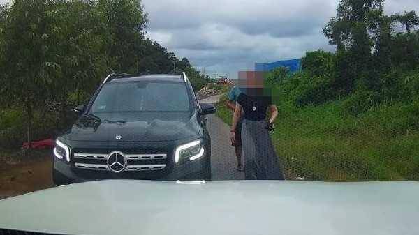 信用平台出租
_广西“亮证女司机”身份已查清信用平台出租
，当事人：将同对方见面沟通