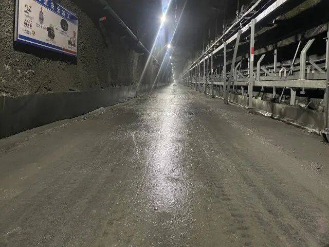 hga010怎么注册账号
_4.9亿吨巨型锂矿的“泼天富贵”hga010怎么注册账号
,湖南能否接住?