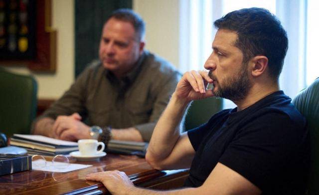 皇冠信用网代理怎么申请
_越打越猛！俄军撕开数公里缺口皇冠信用网代理怎么申请
，乌军官痛苦承认：这仗打不下去了