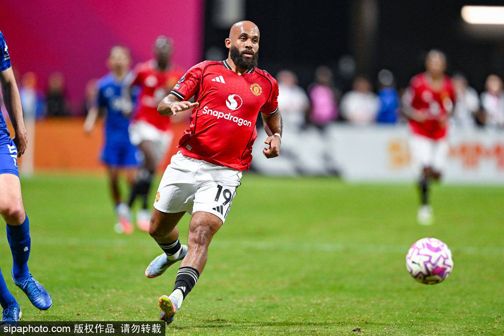 皇冠会员如何申请
_肚子有点大皇冠会员如何申请
！曼联新援姆贝莫引热议 球迷:身材和我差不多