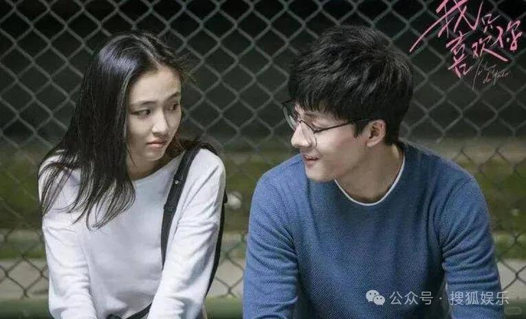 皇冠信用开号
_离婚三年又被拍到亲密逛超市皇冠信用开号
，他俩这是纯带娃还是真复合了？