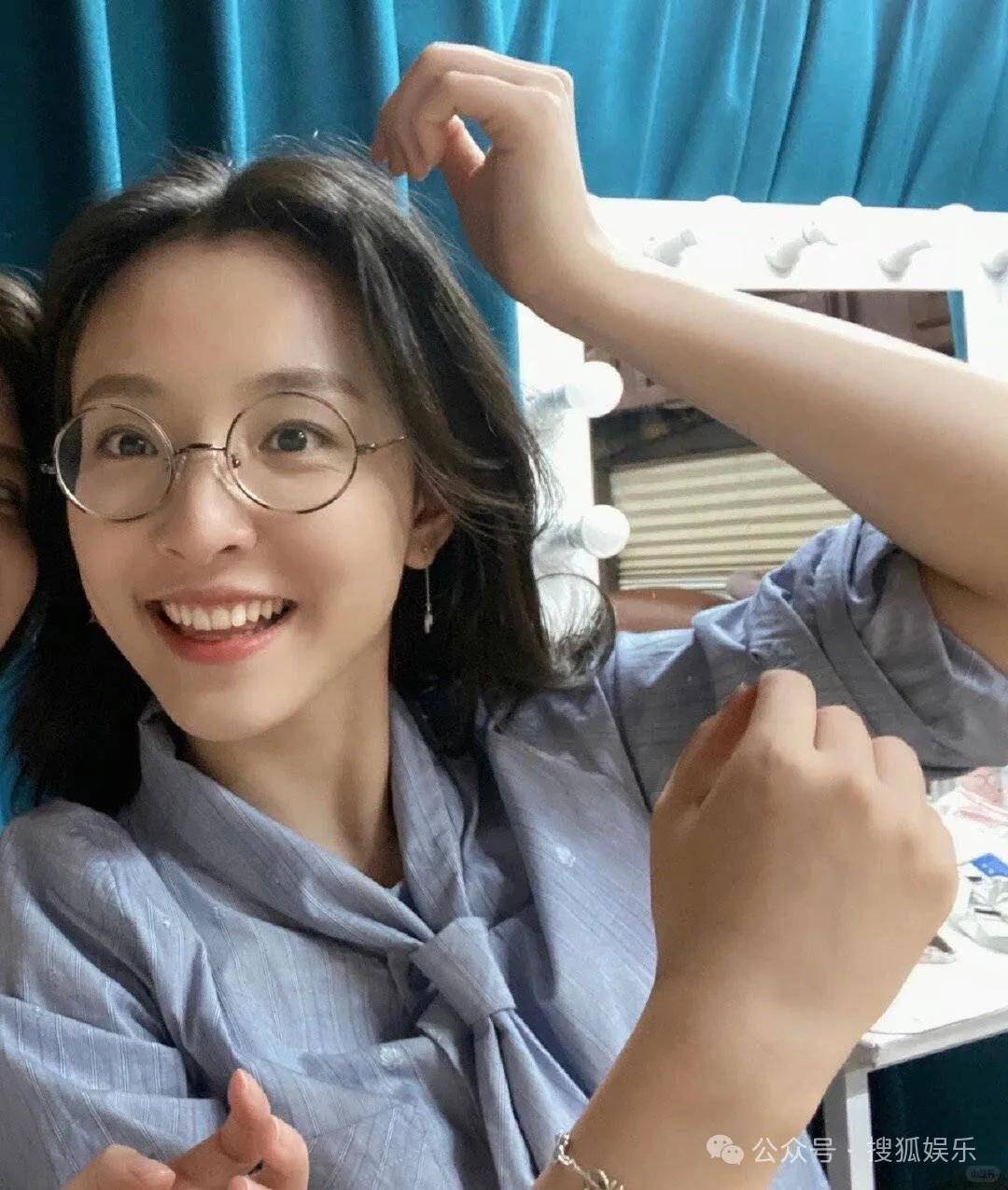 皇冠信用开号
_离婚三年又被拍到亲密逛超市皇冠信用开号
，他俩这是纯带娃还是真复合了？