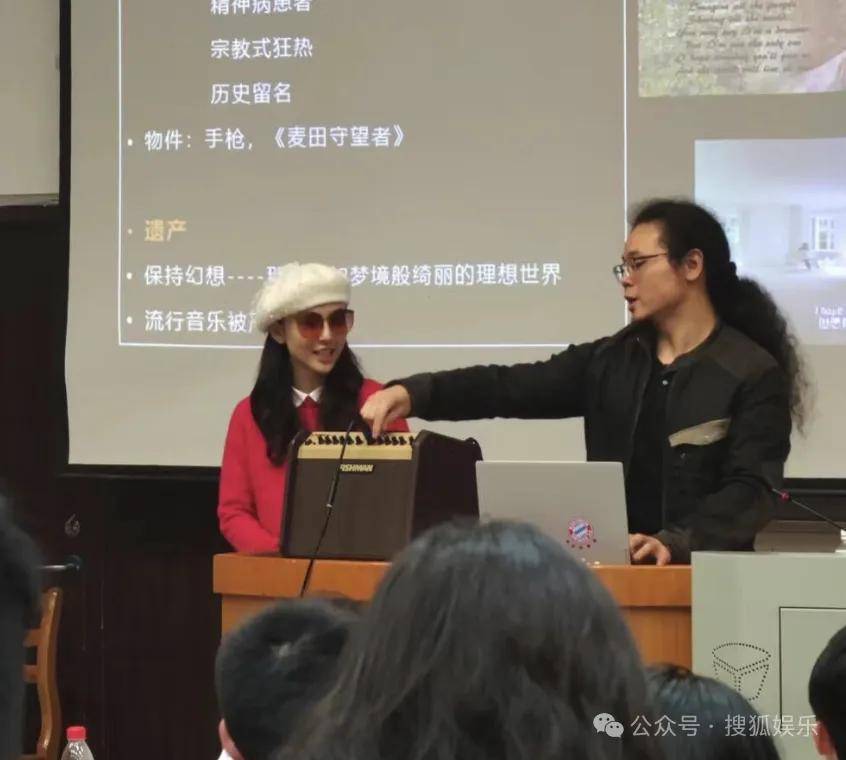 皇冠信用开号
_离婚三年又被拍到亲密逛超市皇冠信用开号
，他俩这是纯带娃还是真复合了？