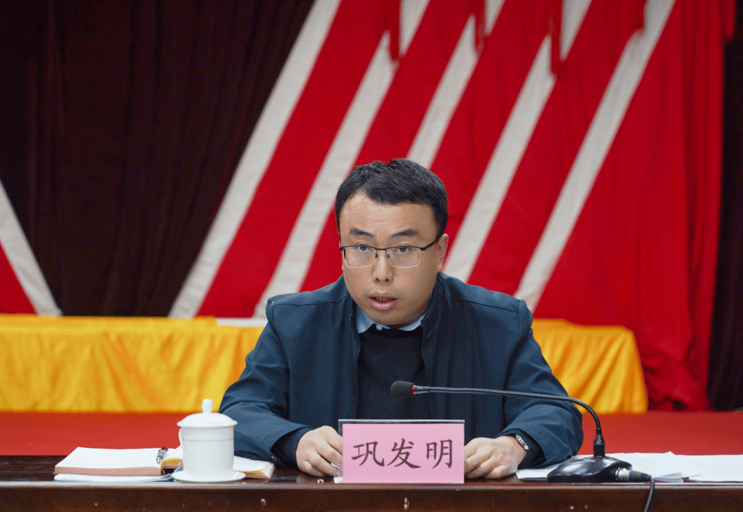 皇冠信用网
_防城港市防城区委书记、区长调整