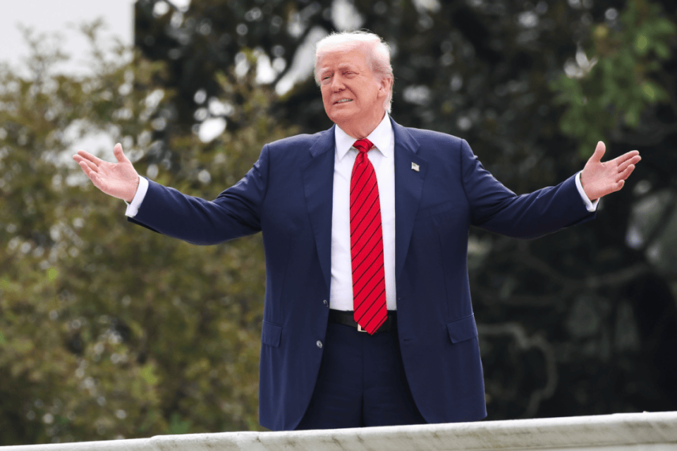 皇冠登3代理申请
_梅德韦杰夫警告北约皇冠登3代理申请
，俄将取消核武器的自我限制