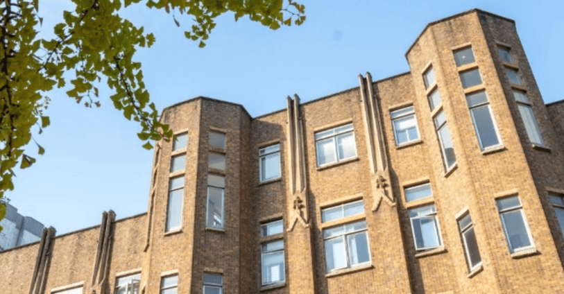 皇冠信用网在线注册
_一名中国女子在东京大学楼顶欣赏夜景皇冠信用网在线注册
，攀爬烟囱后摔至负一楼死亡