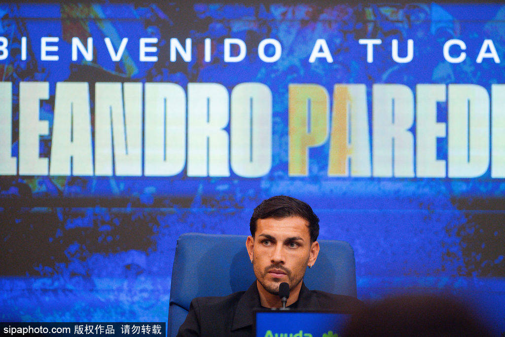 波兰超级联赛
_马赛再度报价本纳塞尔：AC米兰期望1000万欧元转会费背后的战术考量与市场动态