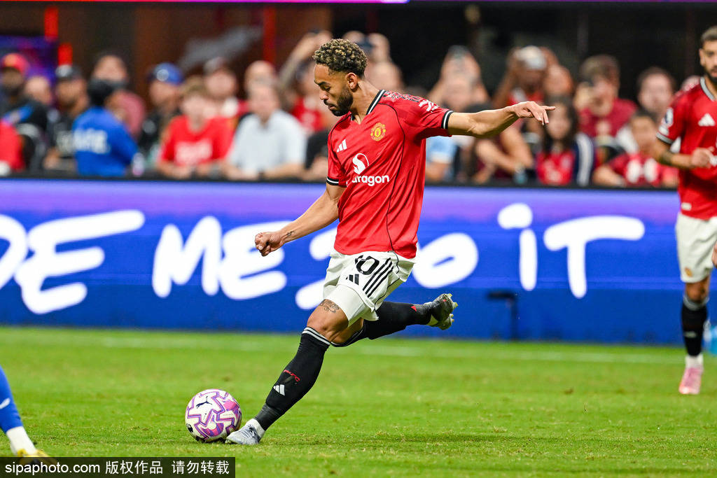 皇冠信用在线注册
_曼联对安东尼发最后通牒皇冠信用在线注册
!贝蒂斯转会僵局如何破解?