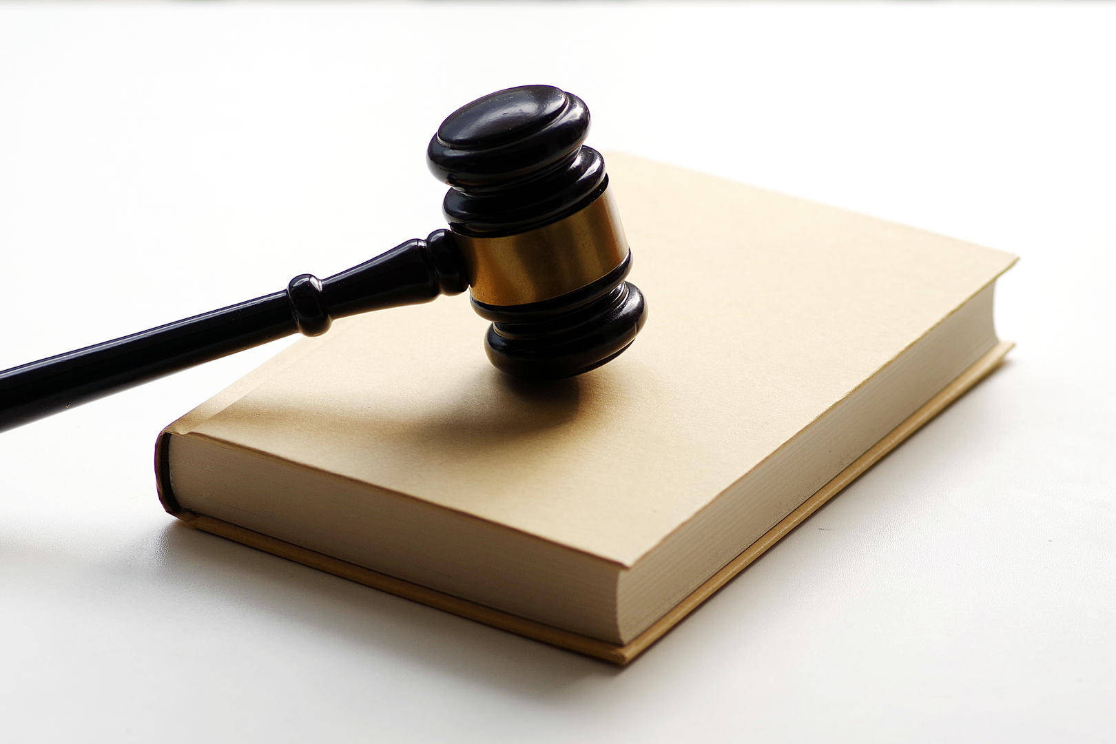 皇冠信用網开户
_66岁男子与情人开房发生关系后猝死皇冠信用網开户
，家属起诉情人及酒店索赔55万元 一审判了