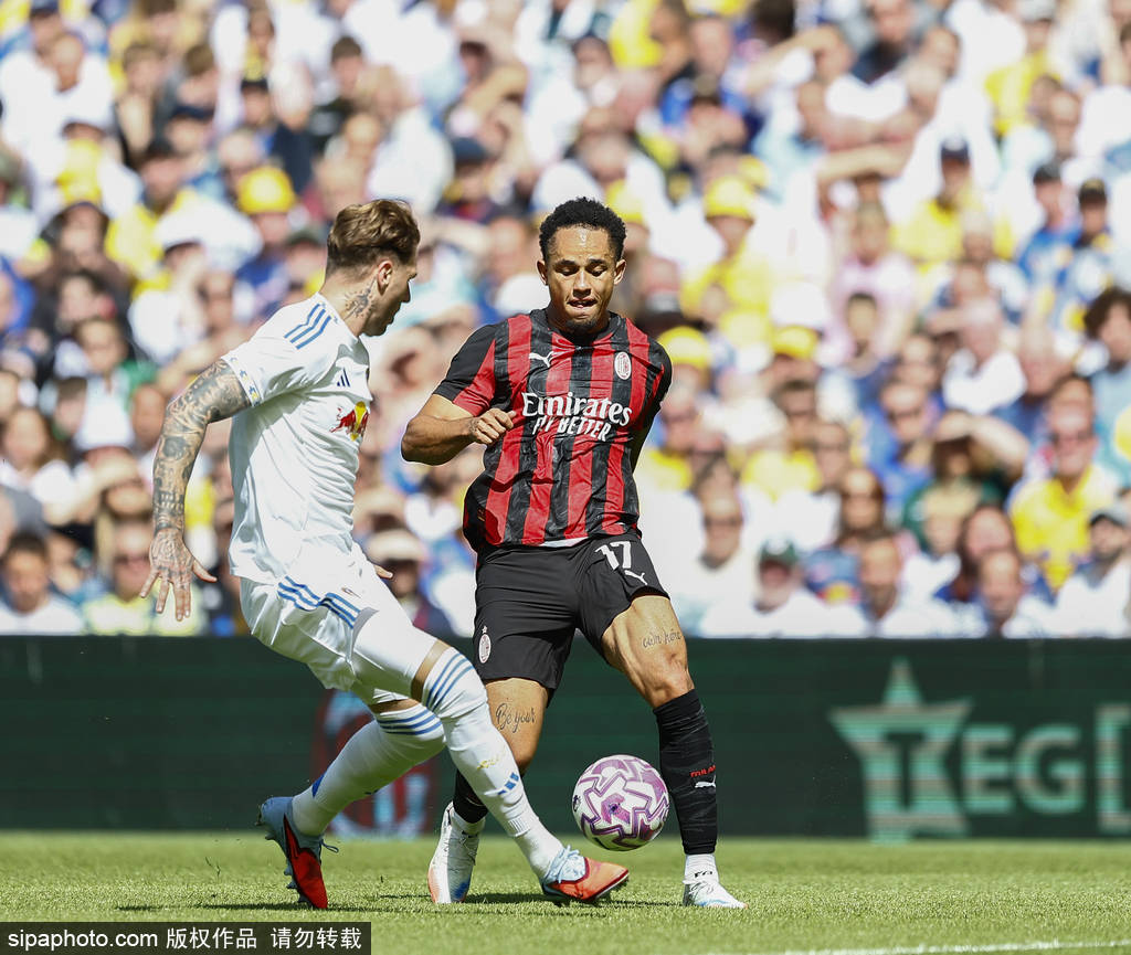 皇冠代理登录地址
_利兹联锁定米兰锋线王牌：诺亚·奥卡福尔能否点燃英超激情皇冠代理登录地址
？