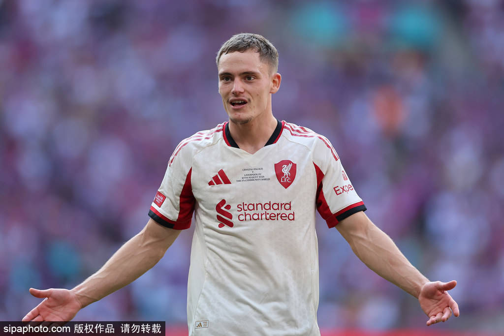 皇冠信用网代理如何注册
_观战台：利物浦打响英超揭幕战 曼联枪手锋线天团火拼