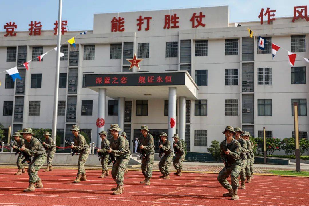 英格兰超级联赛_恭喜英格兰超级联赛,他们结婚了!