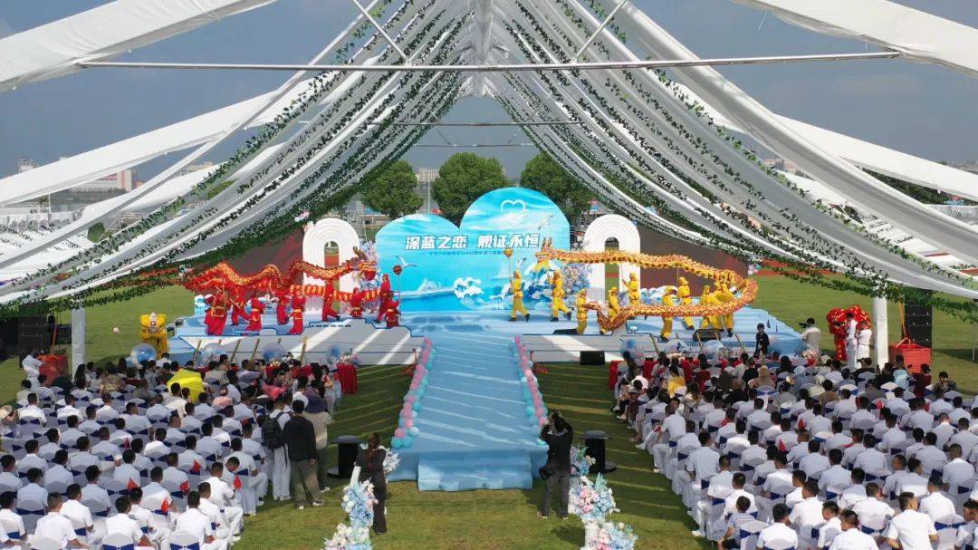 英格兰超级联赛_恭喜英格兰超级联赛,他们结婚了!