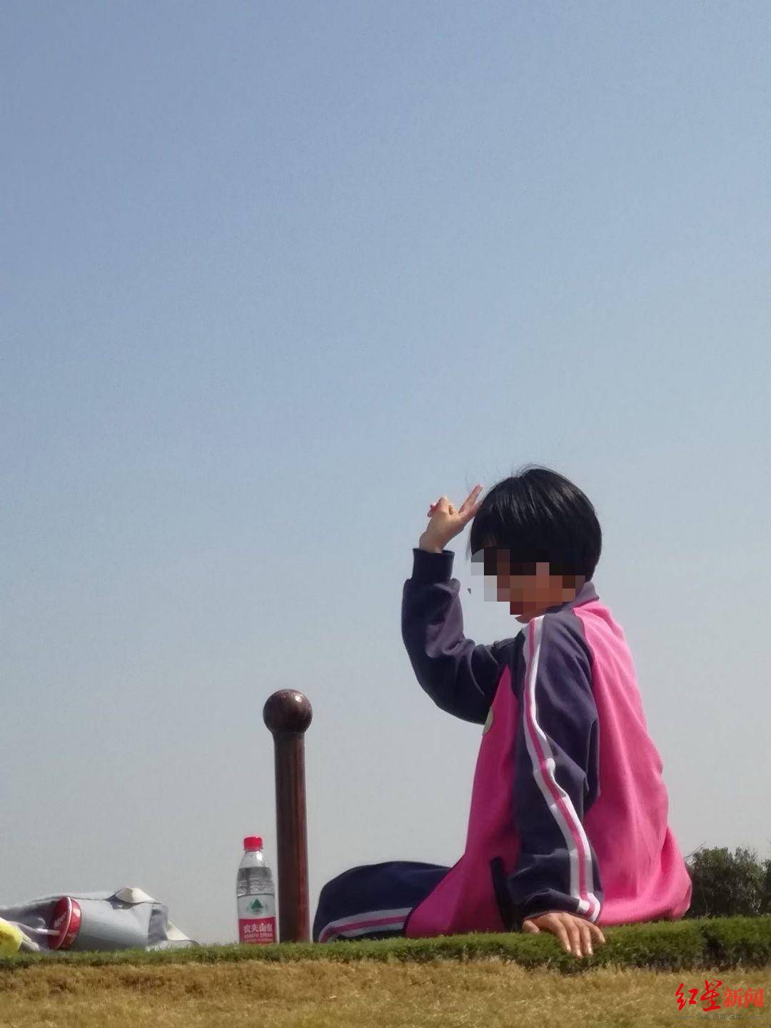 皇冠信用盘登1_高一女生军训第四天倒地后死亡皇冠信用盘登1，家属：她以前在篮球队，体质不差