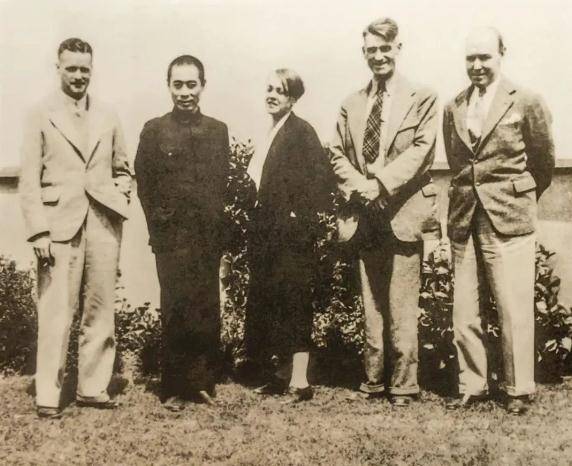 皇冠信用網代理
_“我一直忘掉我并不是中国人”皇冠信用網代理
,美国女记者去世前,把所有遗产留给朱德