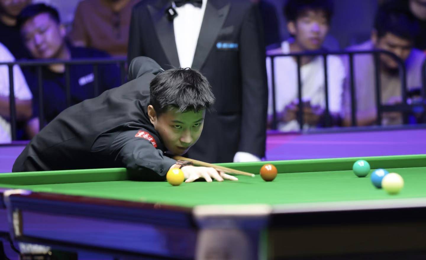 如何申请皇冠信用盘
_赵心童两杆破百淘汰史蒂文斯如何申请皇冠信用盘
，晋级斯诺克武汉公开赛32强