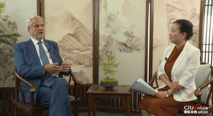 荷尔斯泰因vs汉诺威96_罗马尼亚前总理讷斯塔塞:中国九三阅兵是当代人的一堂团结必修课