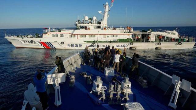 叶尼塞vs索科尔萨拉托夫_24艘中国舰船列阵仁爱礁叶尼塞vs索科尔萨拉托夫,菲方断粮112天后,成功完成补给!