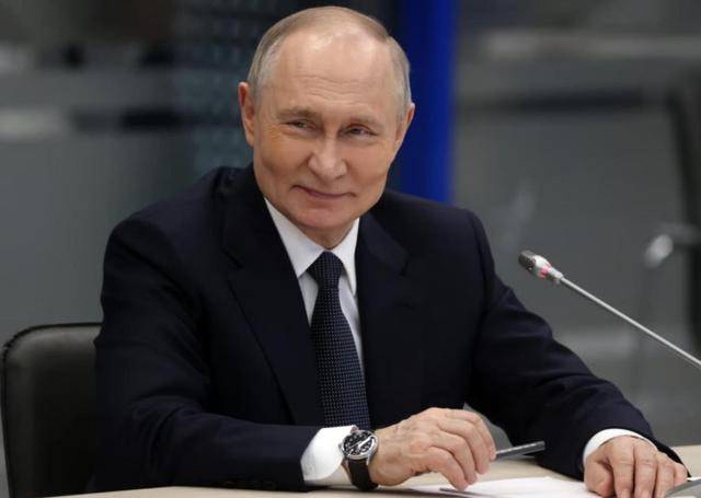 波兰突然开火皇冠登2代理,普京血赚不亏?白俄一反常态,特朗普宣告好戏开场 | 皇冠登2代理