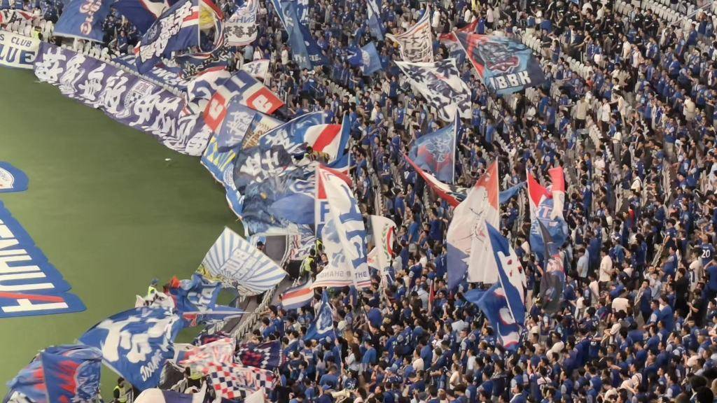 荷兰甲组联赛 | 主场3比3战平山东泰山荷兰甲组联赛,申花中超争冠关键战又掉链子