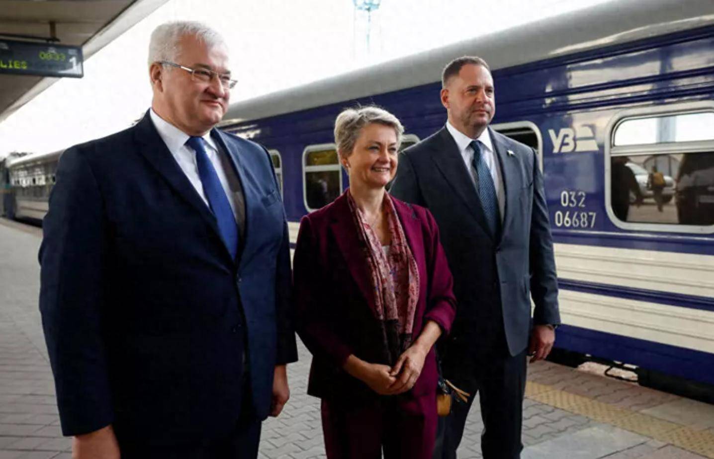 中英签署协议不到24小时皇家苏斯达vs皇家马德里,英国就宣布制裁3家中企,中方:立即纠正错误 | 皇家苏斯达vs皇家马德里